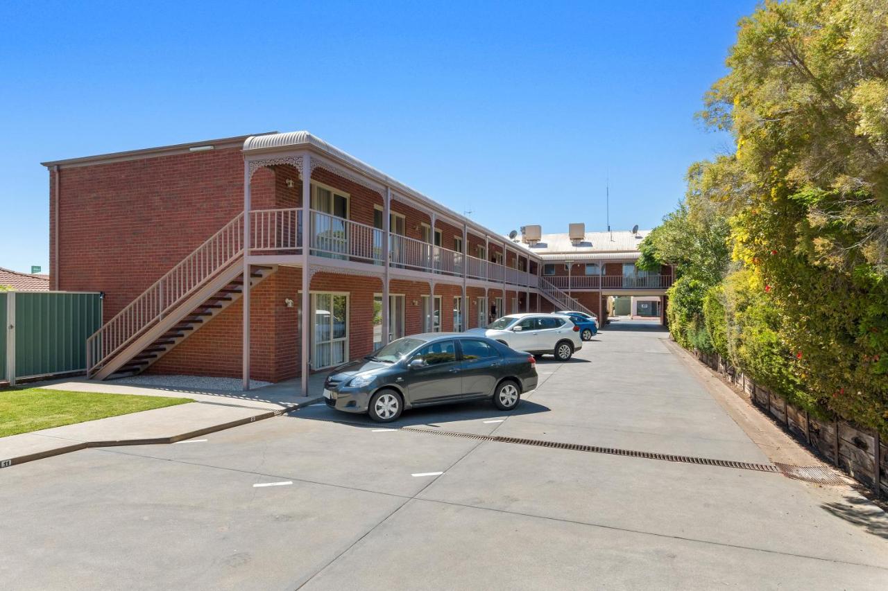 Burke And Wills Motor Inn Swan Hill Exterior foto