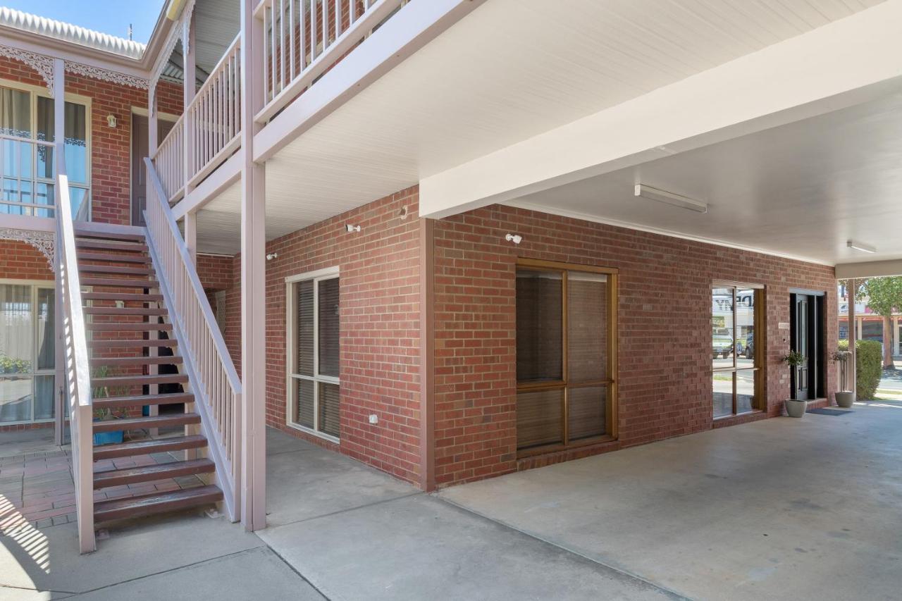Burke And Wills Motor Inn Swan Hill Exterior foto
